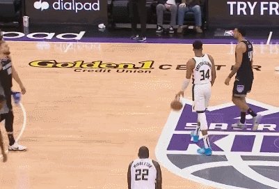 1678771590393002269.gif 1.gif