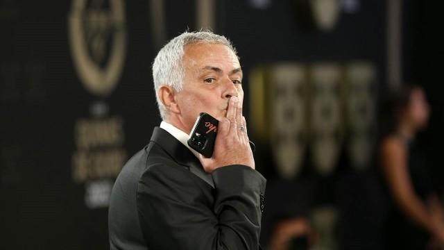 1663771443190088343.jpg 穆里尼奥.jpg